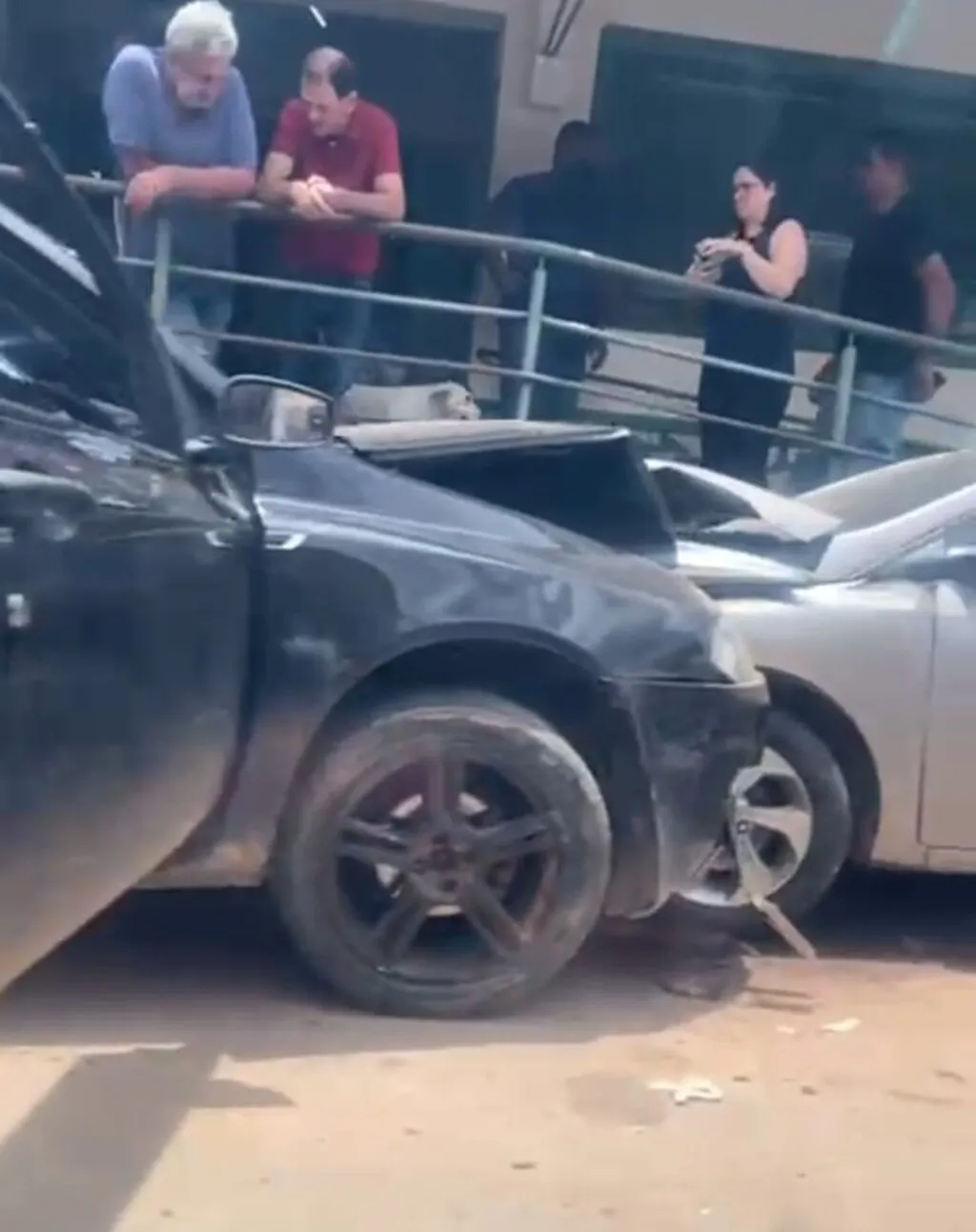 Foto mostra colisão em Alvinópolis