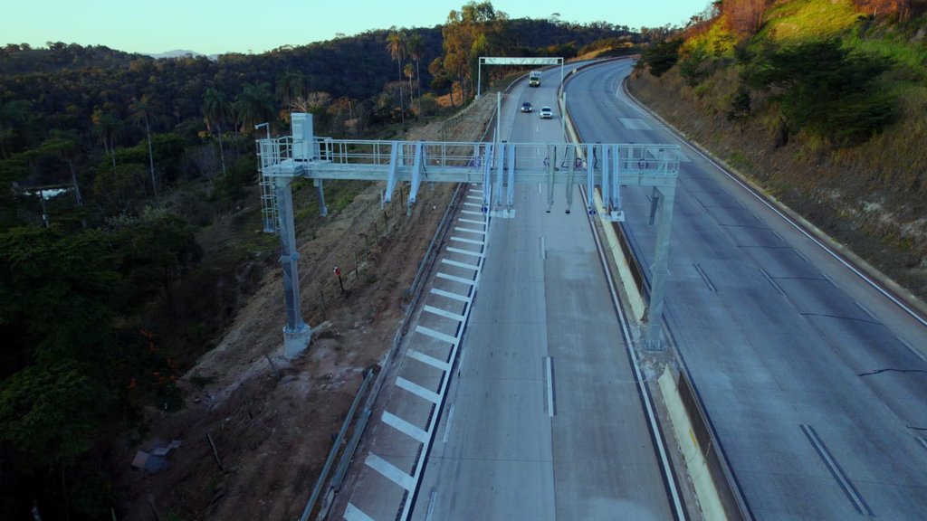 Usuários da BR-381 querem a redução do valor do pedágio e pedem melhorias na rodovia