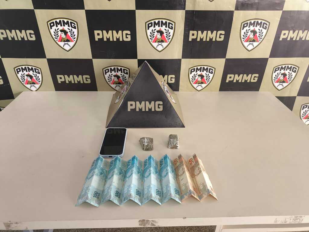 Homem é preso por 'delivery de maconha' em João Monlevade